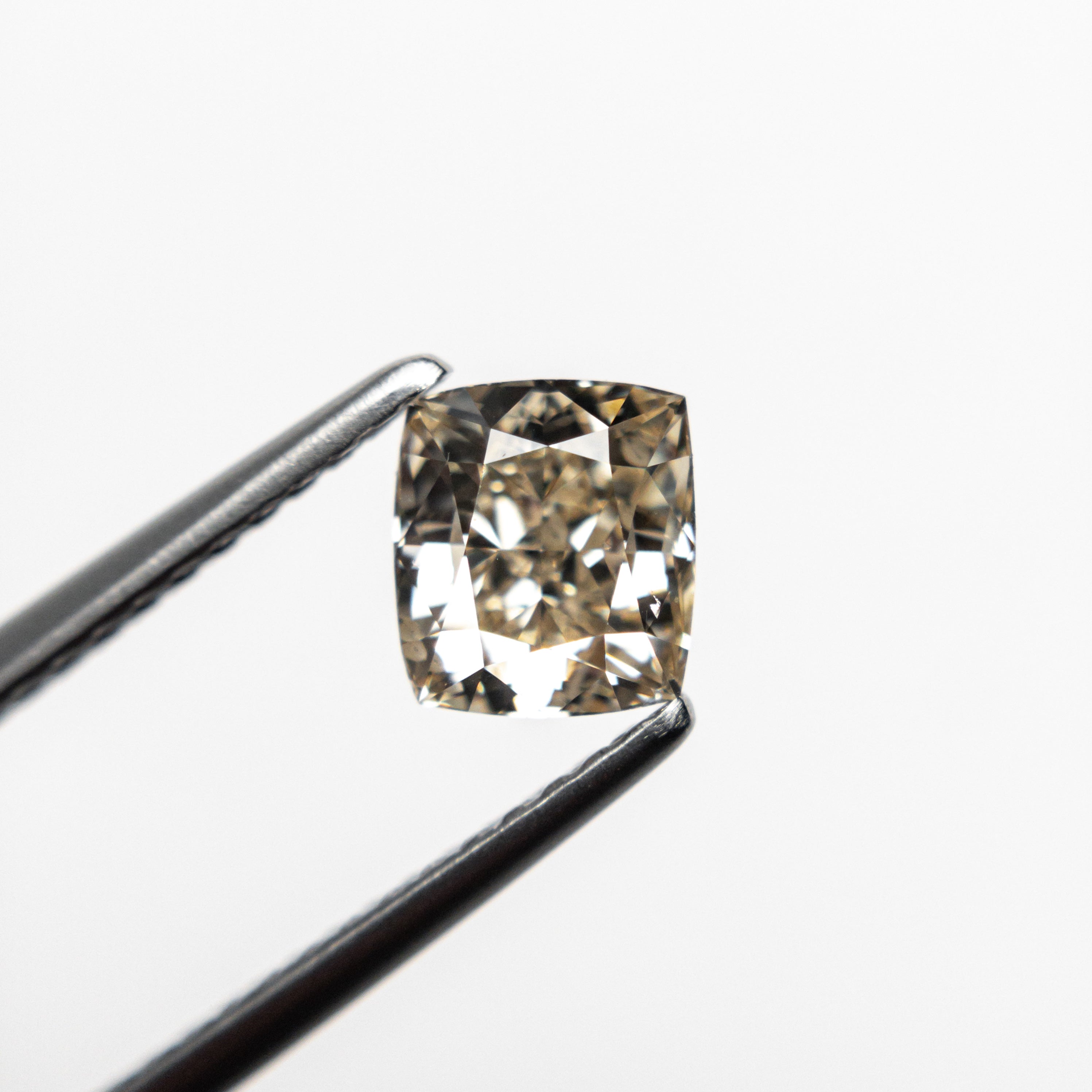 1.01ct 5.70x5.11x3.91mm SI1 C3 Cushion Brilliant 20705-35