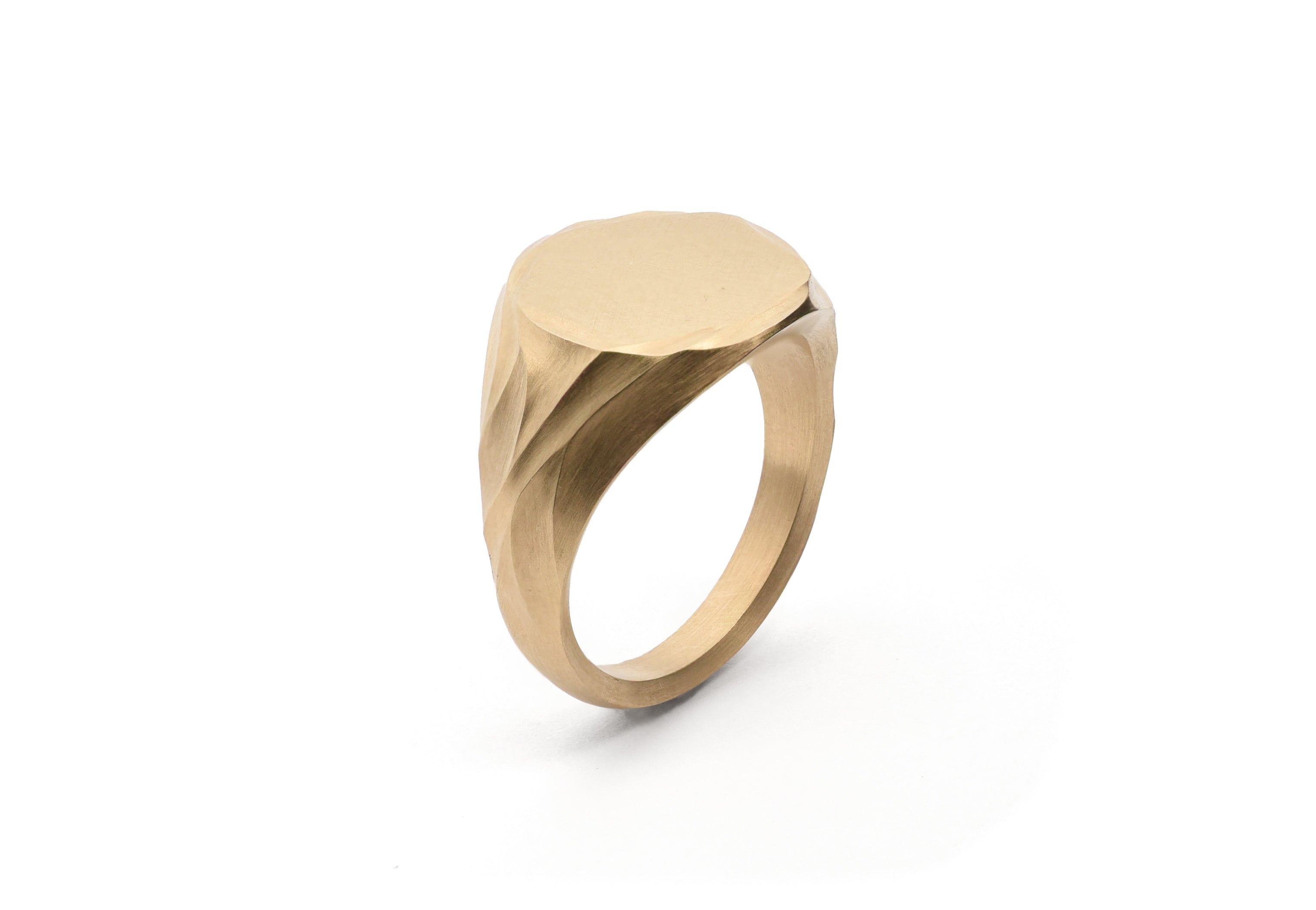 18ct Yellow Gold Aeolian Signet Ring