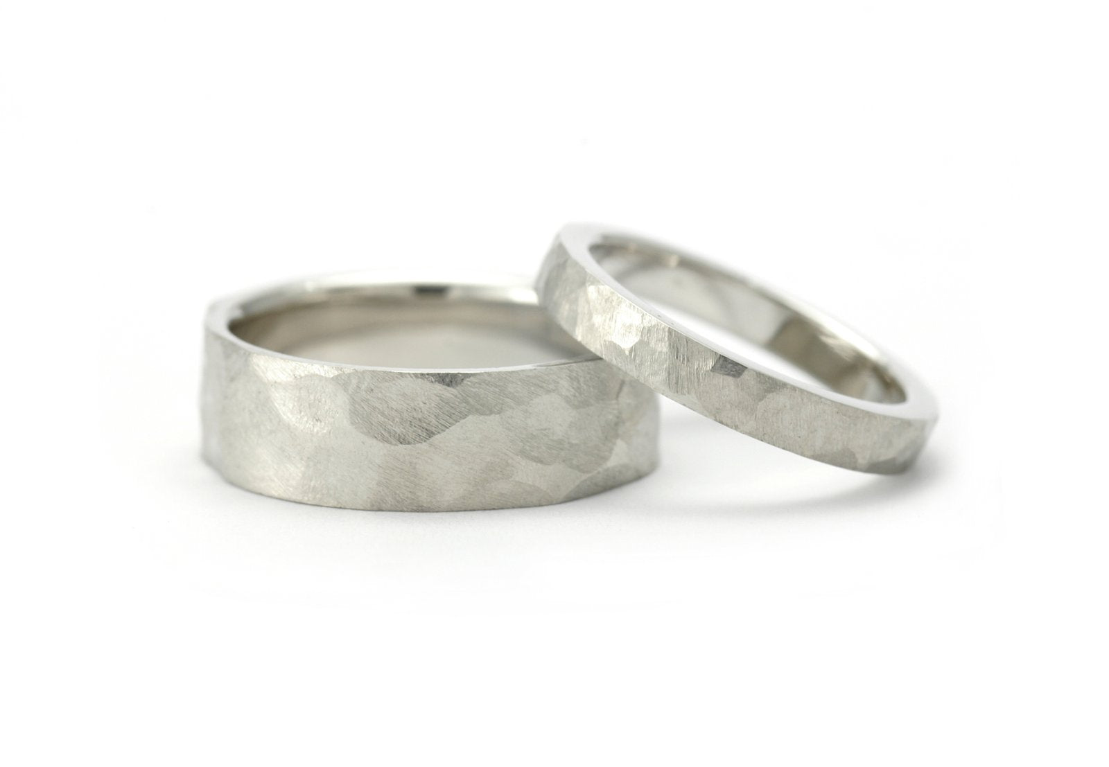 Unisex wedding rings