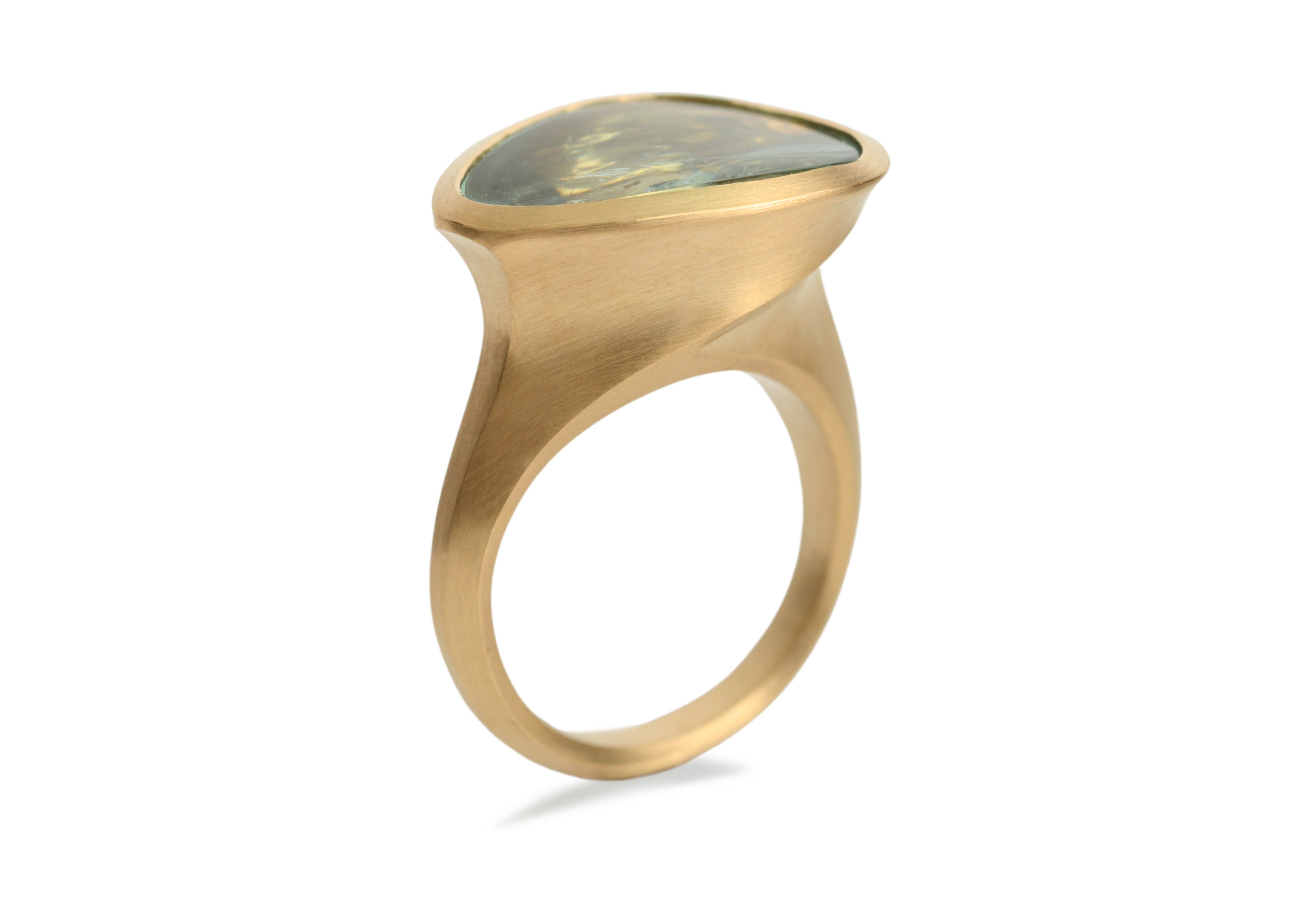 18ct Rose Gold Freeform Green Beryl Arris Ring