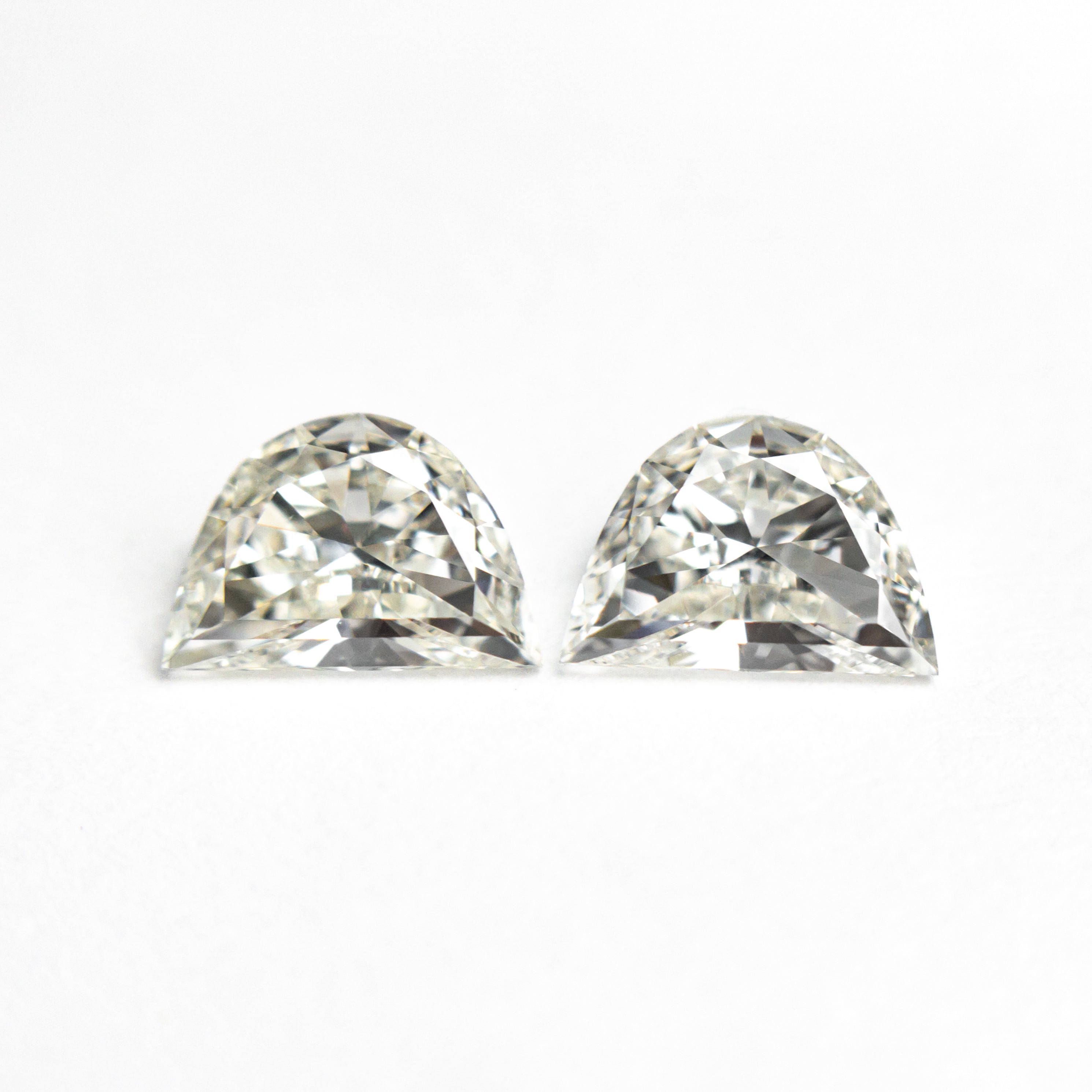 0.81cttw 2pc 6.12x4.22x2.18mm 6.16x4.26x2.15mm VVS H-I Half Moon Brilliant Matching Pair 25521-01