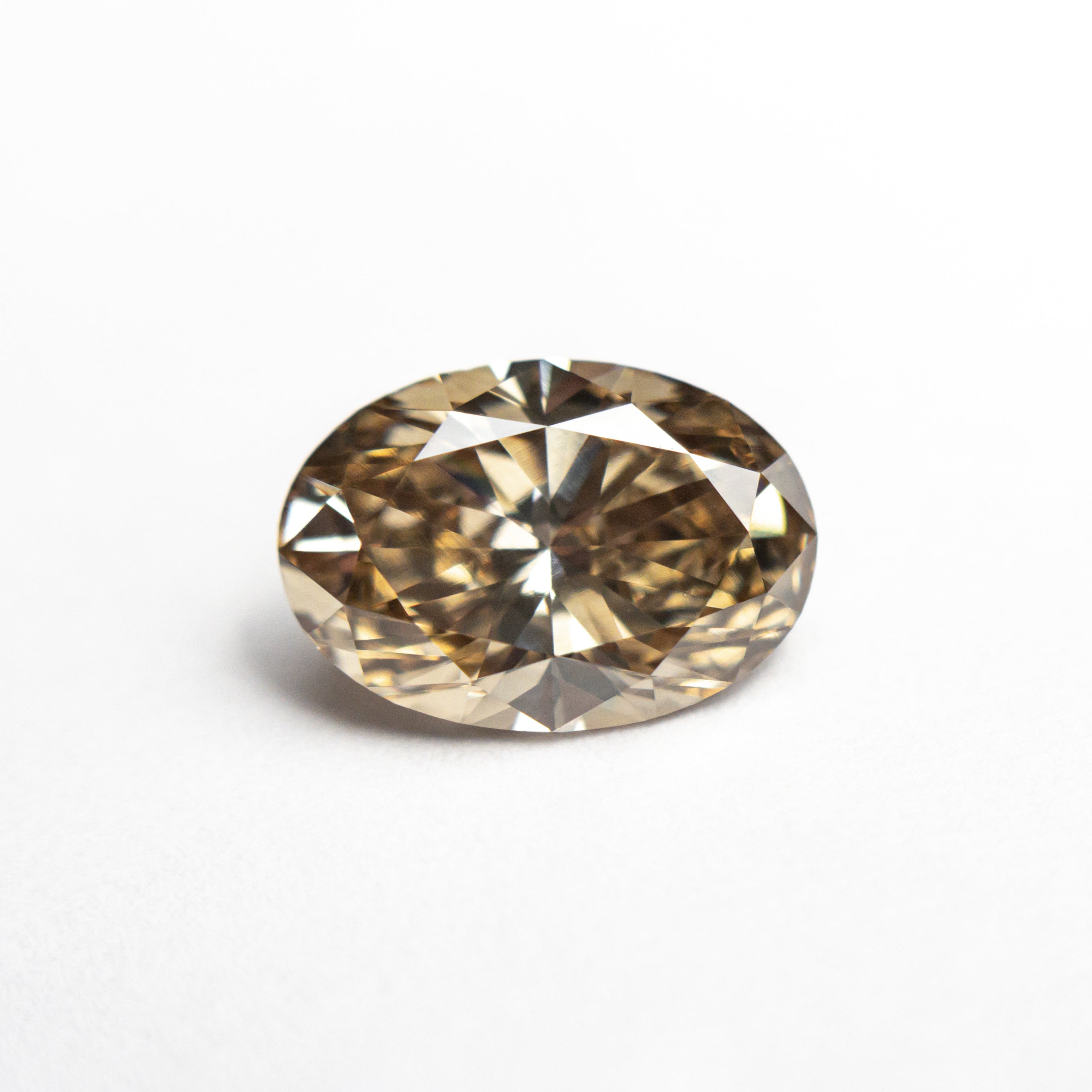 1.55ct 9.03x6.22x4.08mm VVS2 C6 Oval Brilliant 🇿🇦 26323-01