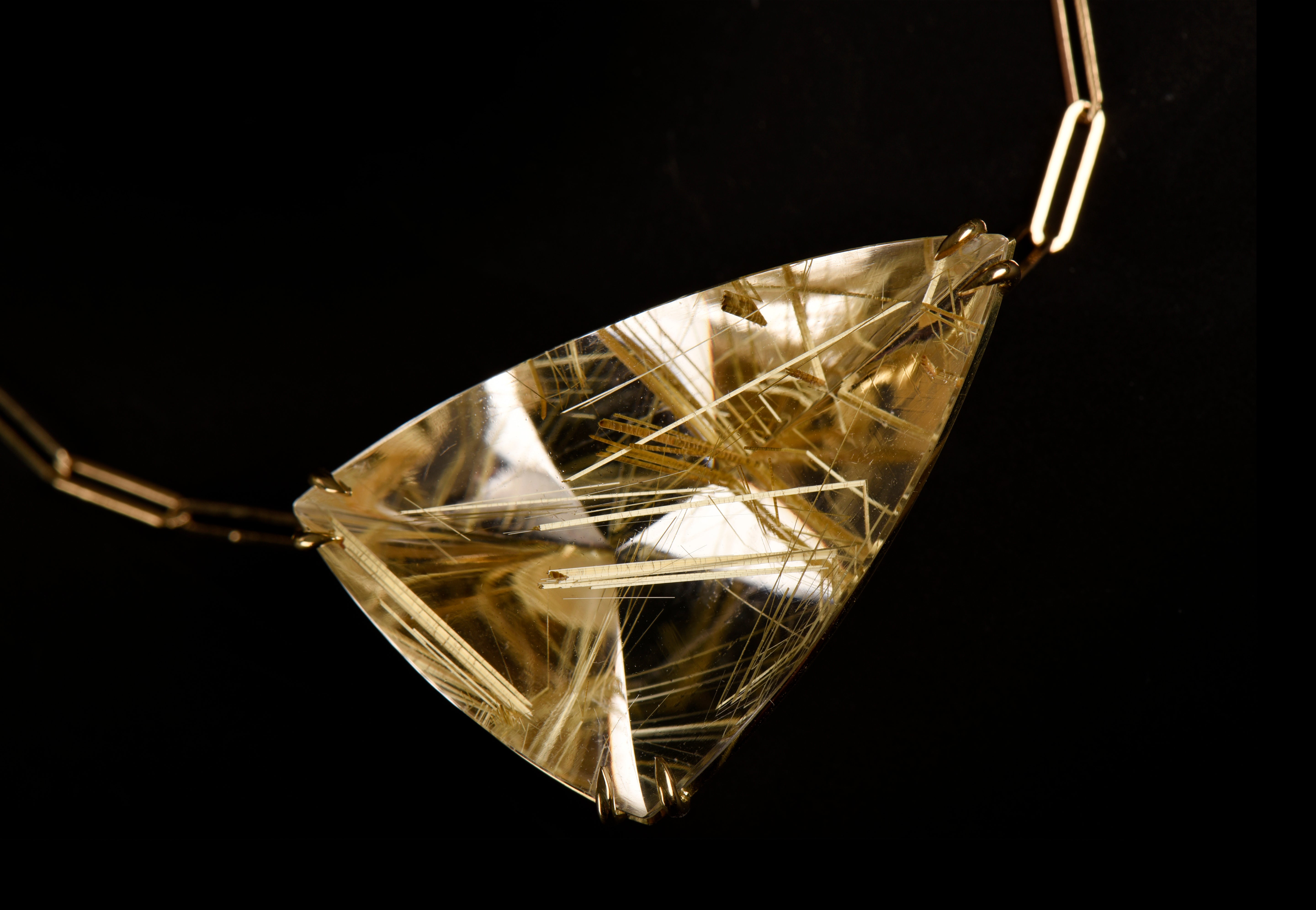 18ct Yellow Gold Triangular Rutilated Quartz Pendant Necklace