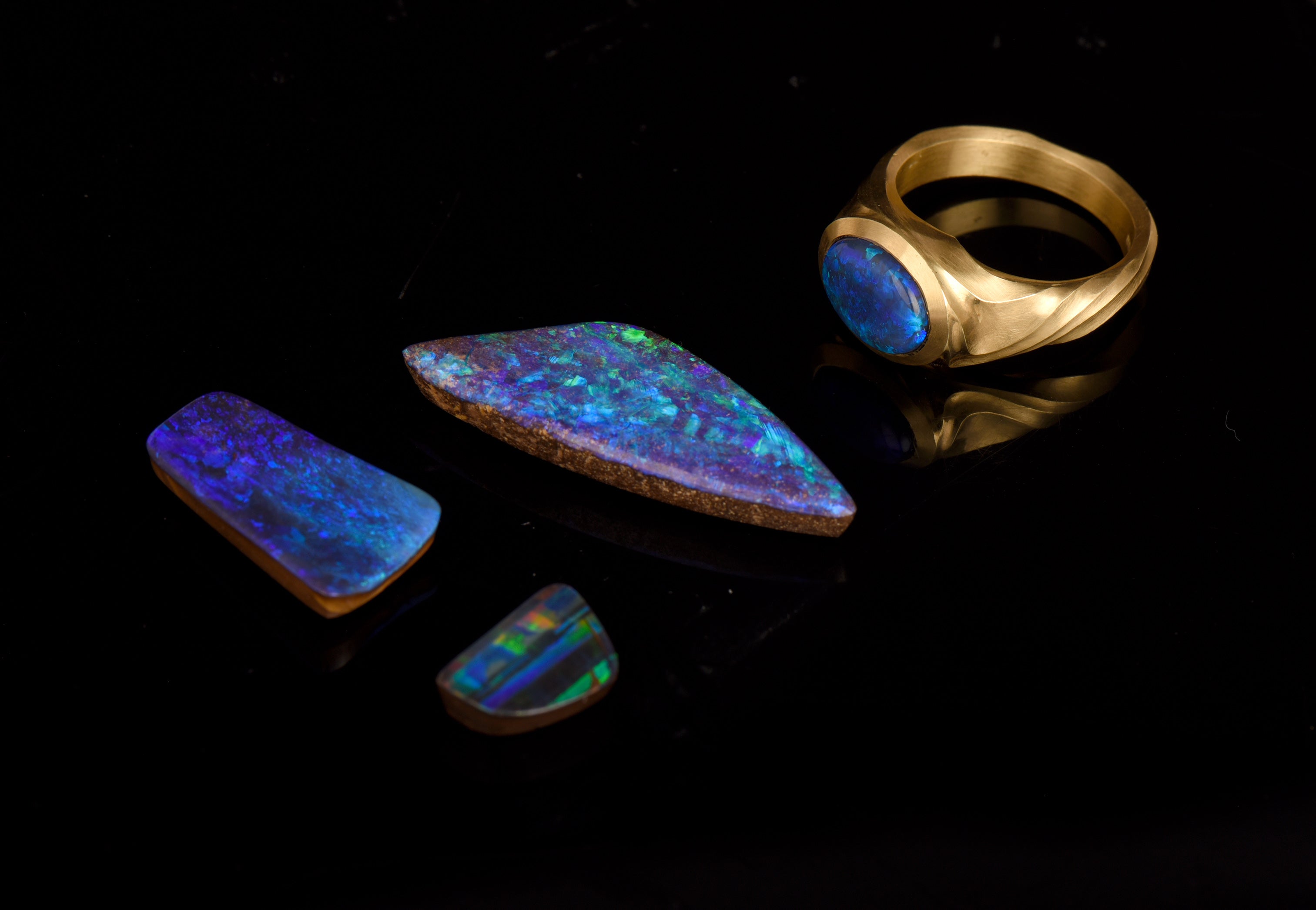 18ct Yellow Gold Oval Black Opal Arris Ring