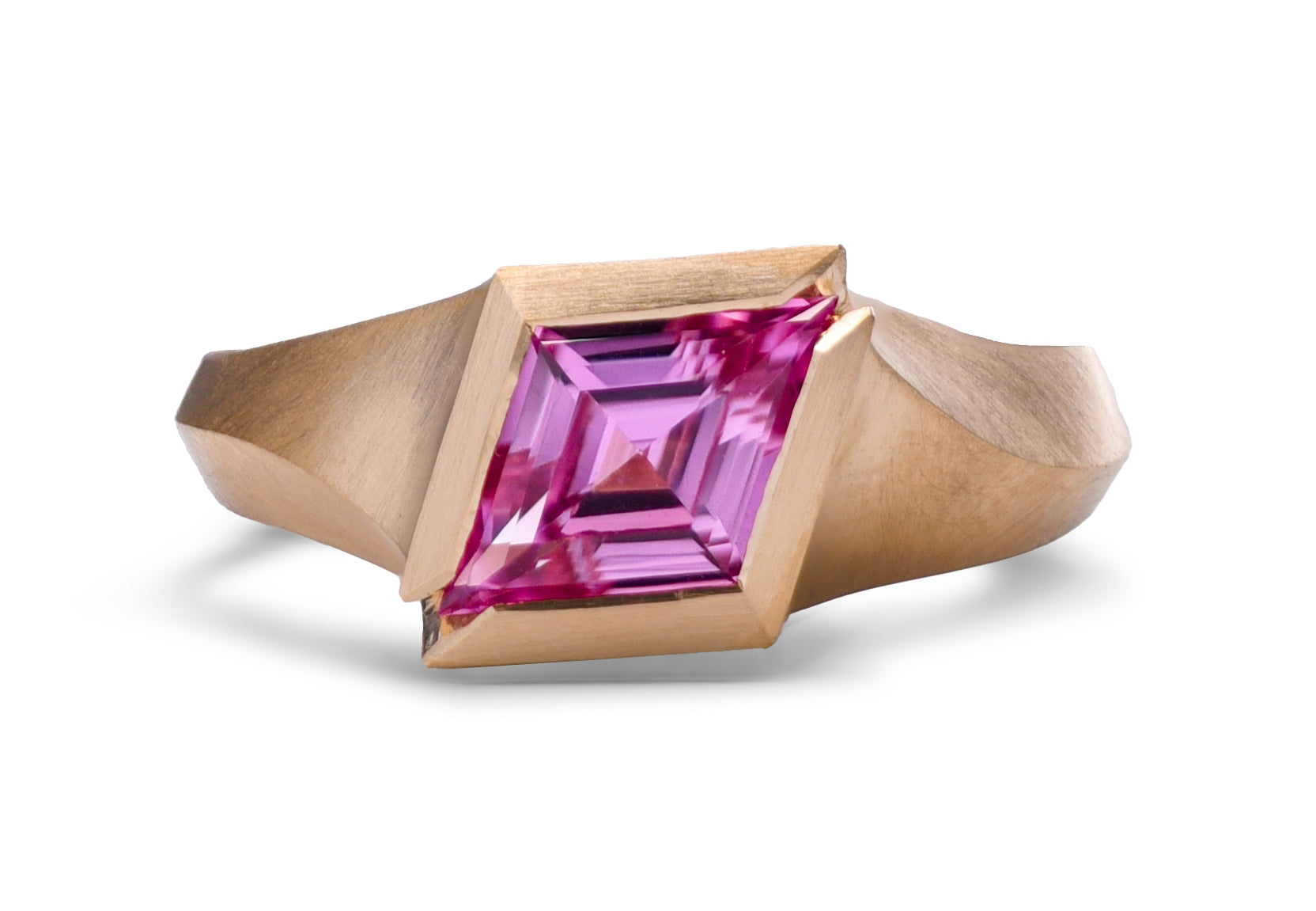 18ct Rose Gold Pink Sapphire Kite Aegis Ring