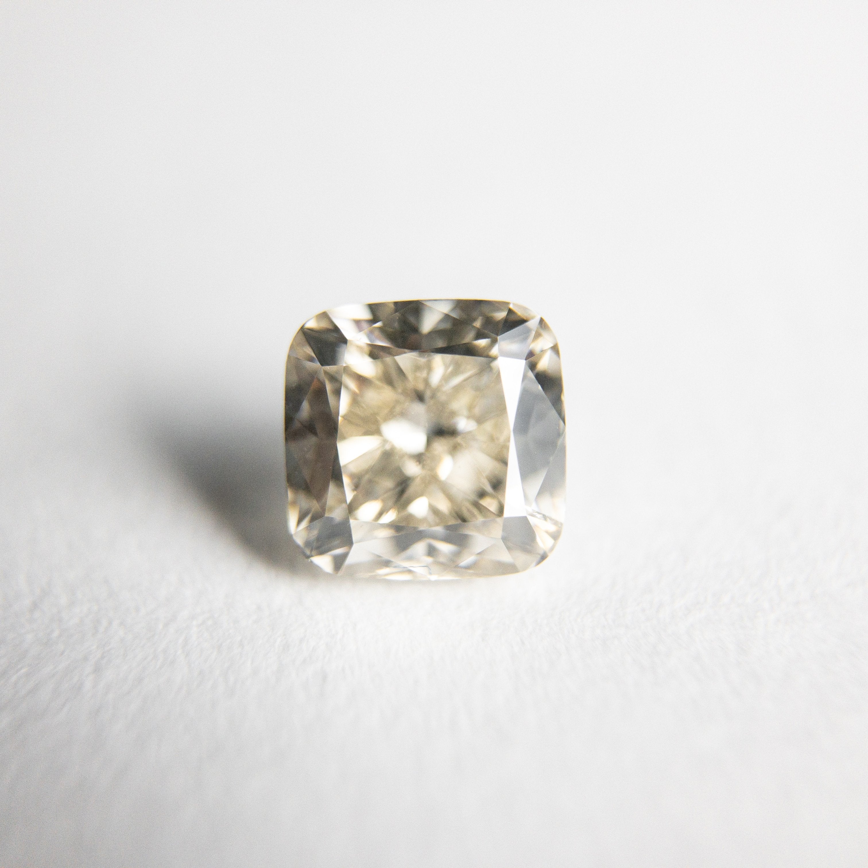 1.01ct 5.36x5.34x3.90mm Cushion Brilliant 18257-09-McCaul