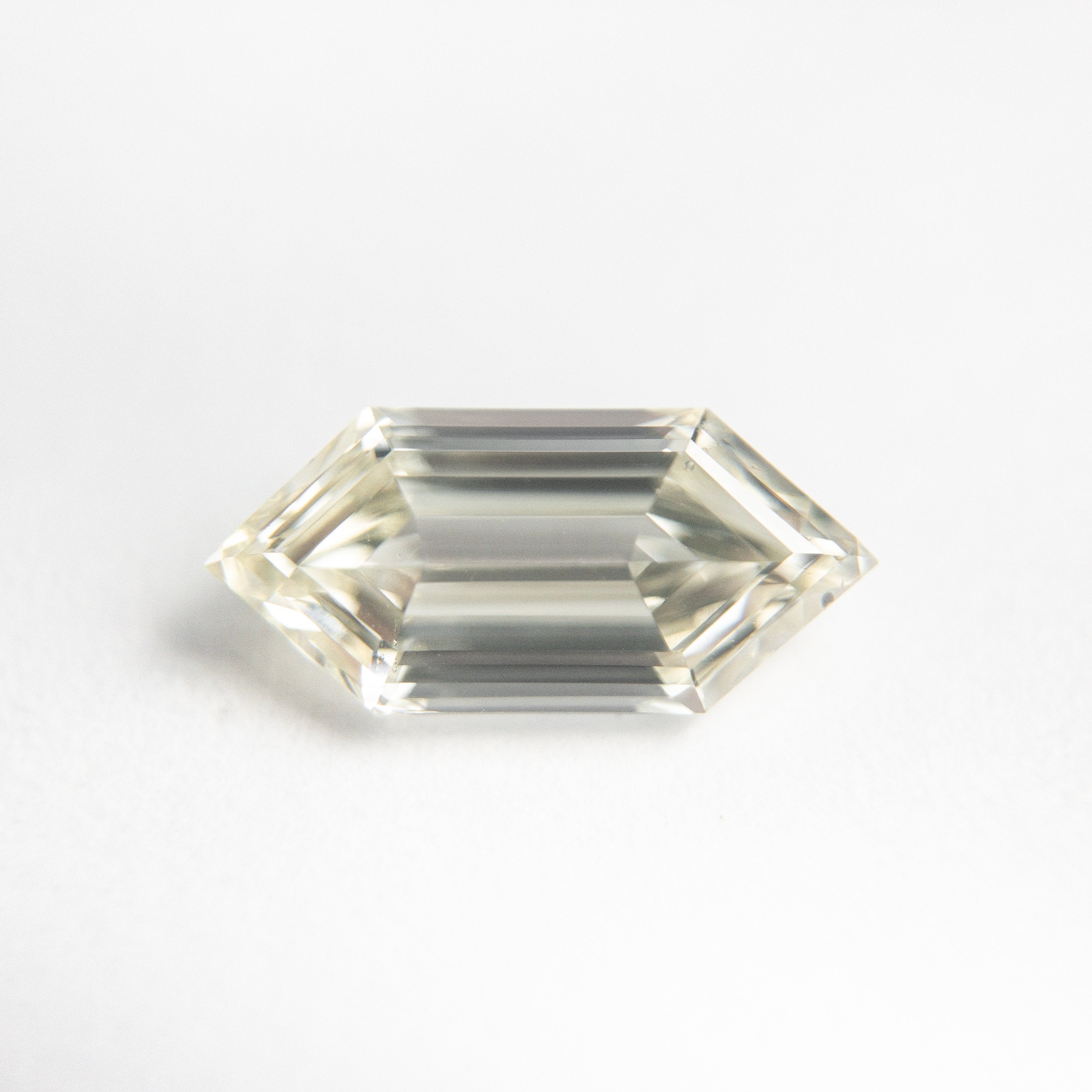 1.05ct 10.27x4.78x2.66mm SI1 O-P Hexagon Step Cut 19028-01 - Misfit Diamonds