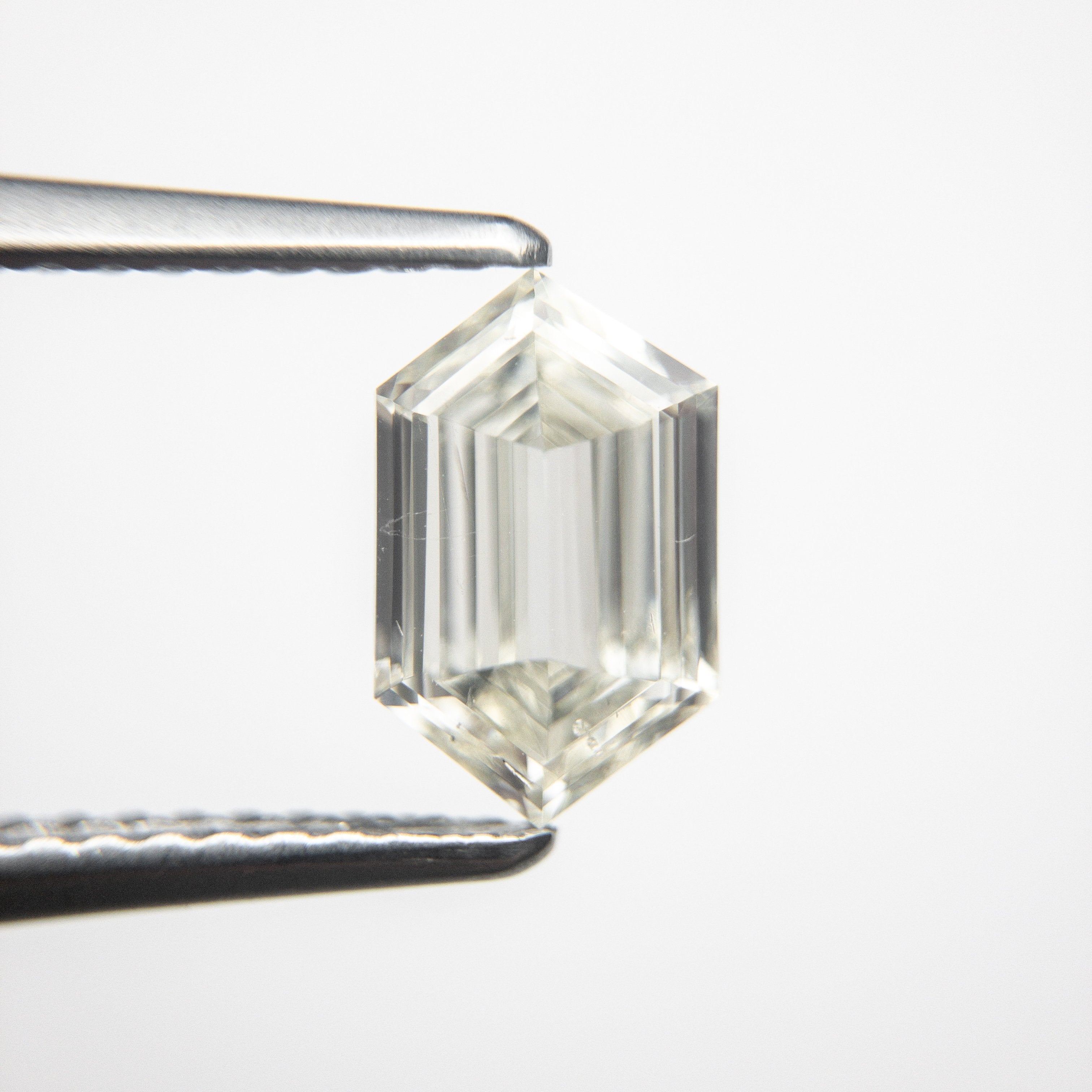 1.03ct 8.86x5.53x2.52mm SI2 L Hexagon Step Cut 19028-02 - Misfit Diamonds