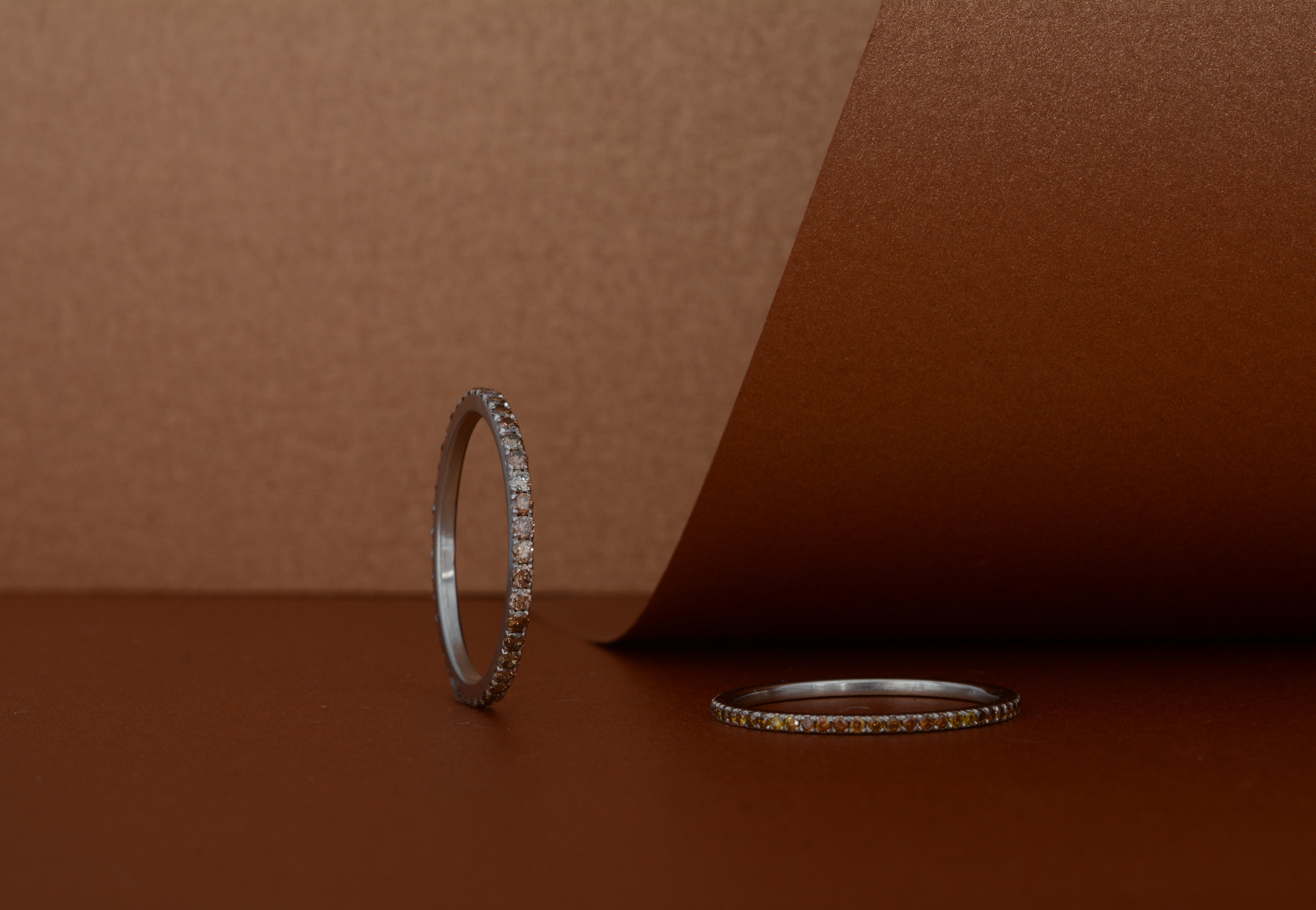 'Thread' fine platinum and cognac-coloured diamond eternity bands